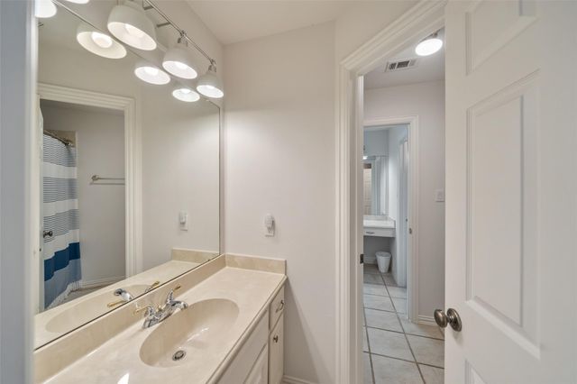 18706 Grand Harbor Point, Montgomery, TX 77356