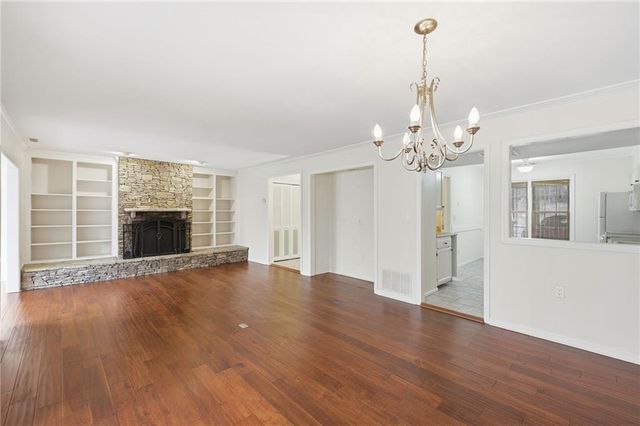 6500 Gaines Ferry Road i-4, Flowery Branch, GA 30542