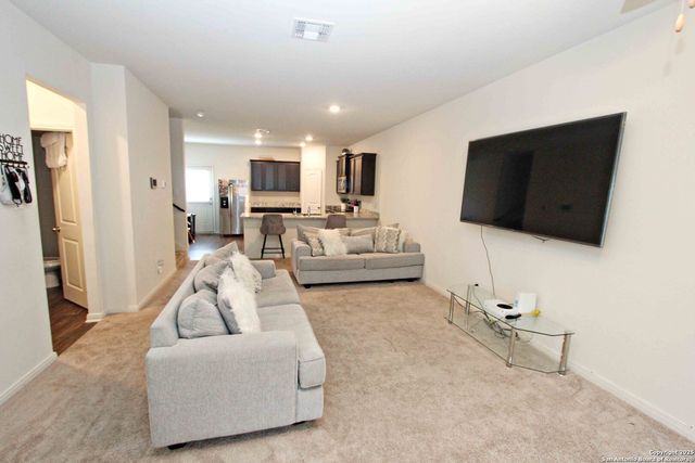 10934 Monterey Pike, Converse, TX 78109