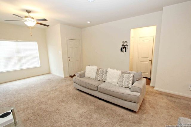 10934 Monterey Pike, Converse, TX 78109