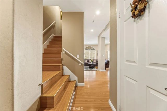 611 E Olive 106, Burbank, CA 91501