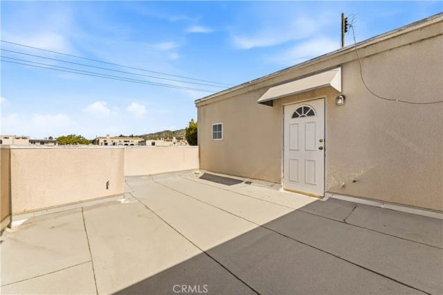 611 E Olive 106, Burbank, CA 91501