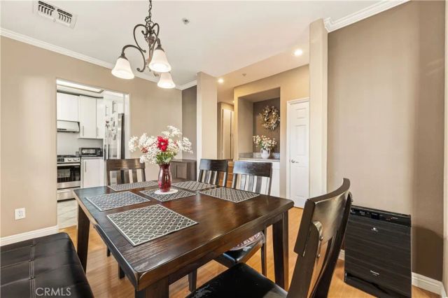 611 E Olive 106, Burbank, CA 91501