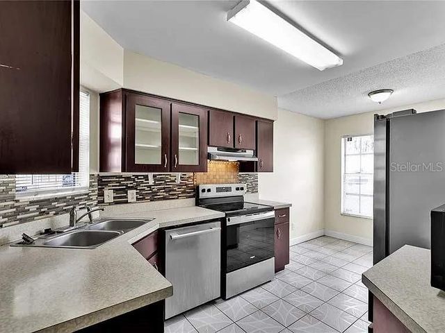 7212 ALSTON COURT, Orlando, FL 32835