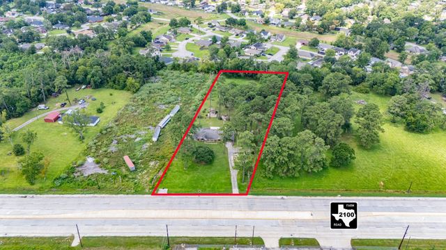 17411 Fm 2100 Road, Crosby, TX 77532