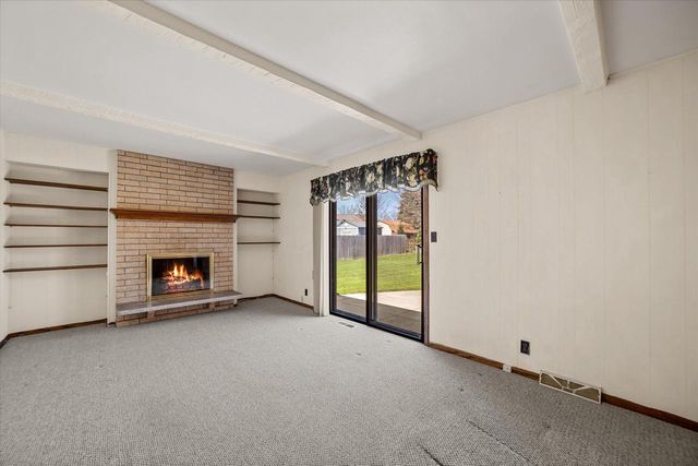 7002 Lindner DRIVE, Franklin, WI 53132