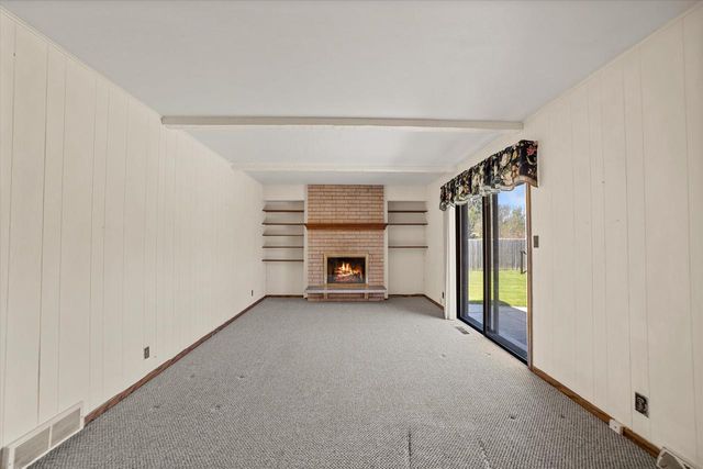 7002 Lindner DRIVE, Franklin, WI 53132