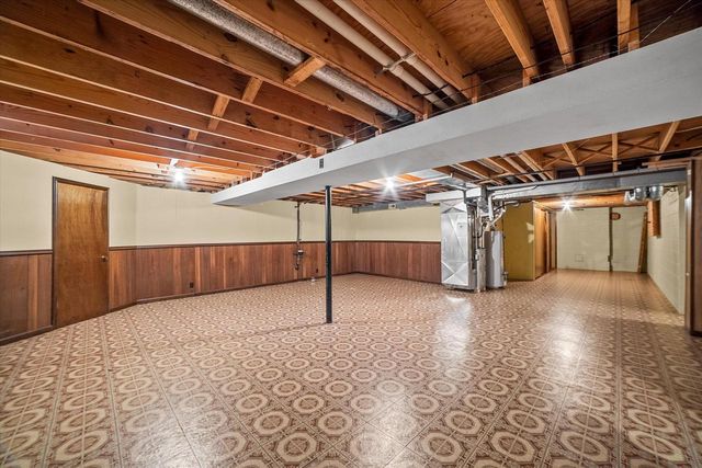7002 Lindner DRIVE, Franklin, WI 53132