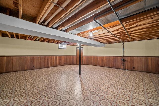 7002 Lindner DRIVE, Franklin, WI 53132