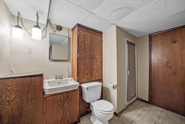 7002 Lindner DRIVE, Franklin, WI 53132