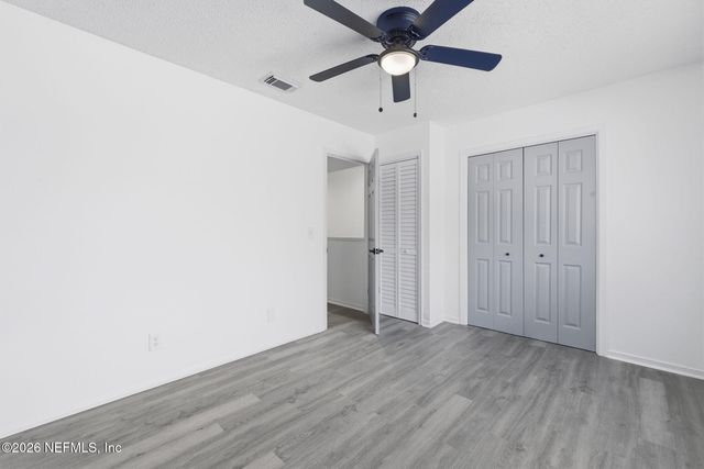 3517 PEELER Road 17, Jacksonville, FL 32277