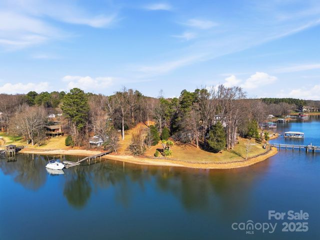 168 Willow Point Road, Troutman, NC 28166
