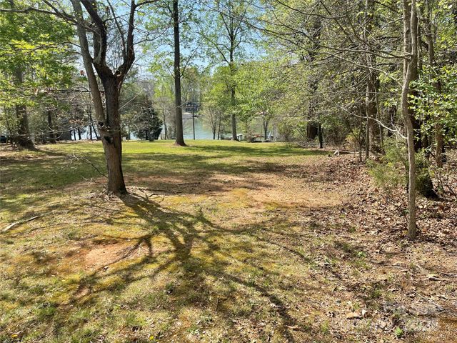 168 Willow Point Road, Troutman, NC 28166