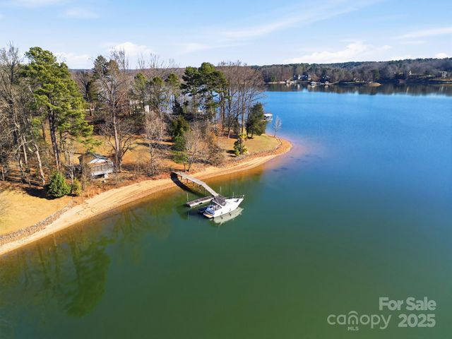 168 Willow Point Road, Troutman, NC 28166