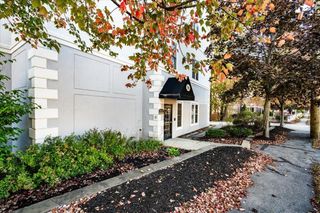 96 River Rd Unit 207, Manchester, NH 03104