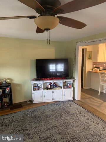 228 NOTCH RD, Duncannon, PA 17020