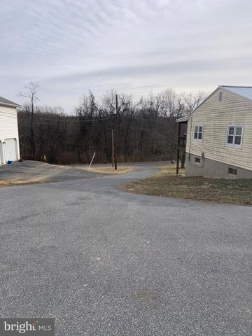 228 NOTCH RD, Duncannon, PA 17020