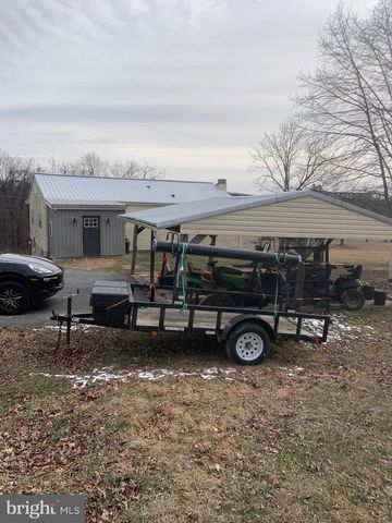 228 NOTCH RD, Duncannon, PA 17020