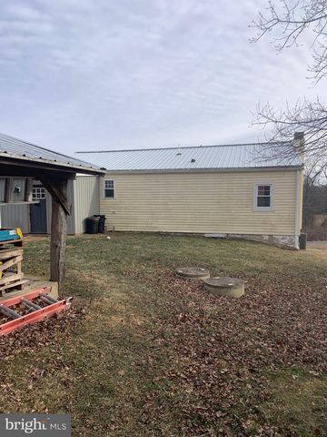 228 NOTCH RD, Duncannon, PA 17020