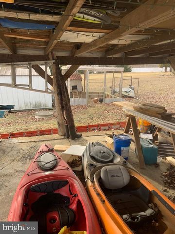 228 NOTCH RD, Duncannon, PA 17020