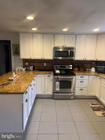 228 NOTCH RD, Duncannon, PA 17020