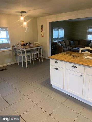 228 NOTCH RD, Duncannon, PA 17020