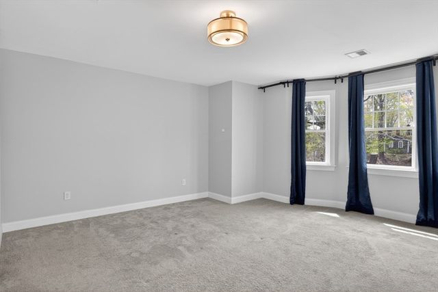 228 Norfolk St 228, Holliston, MA 01746