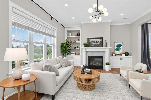 228 Norfolk St 228, Holliston, MA 01746