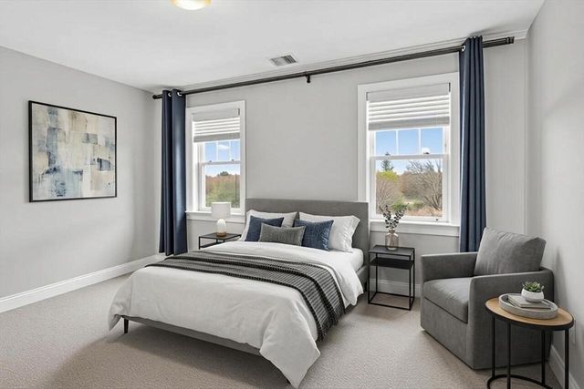 228 Norfolk St 228, Holliston, MA 01746