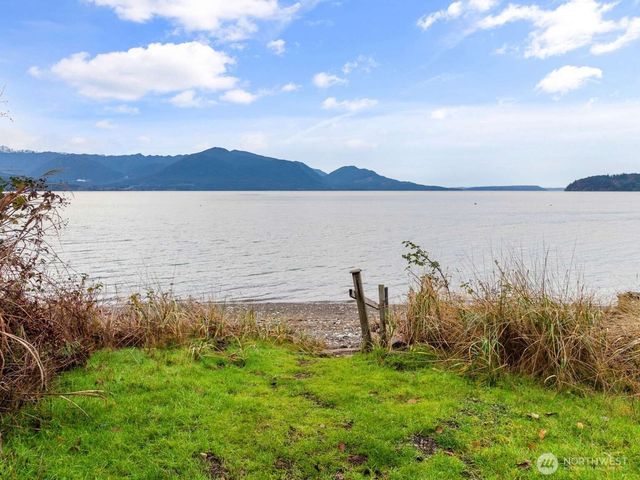 9979 Miami Beach RD NW, Seabeck, WA 98380