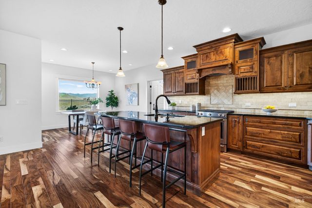 7624 S Wagons View Avenue, Boise, ID 83716