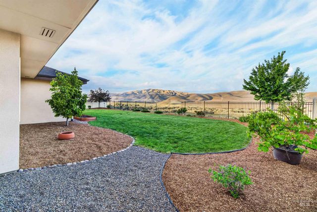 7624 S Wagons View Avenue, Boise, ID 83716