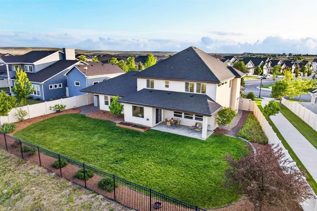 7624 S Wagons View Avenue, Boise, ID 83716