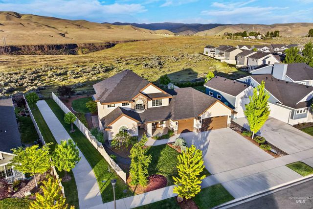 7624 S Wagons View Avenue, Boise, ID 83716