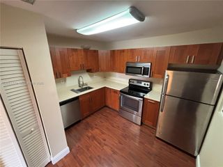 10521 Mahogany Key Cir 204, Miami, FL 33196
