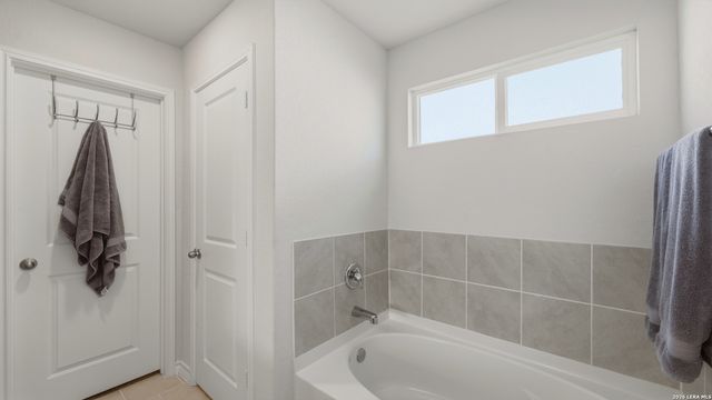 312 BLACK RIV, Cibolo, TX 78108