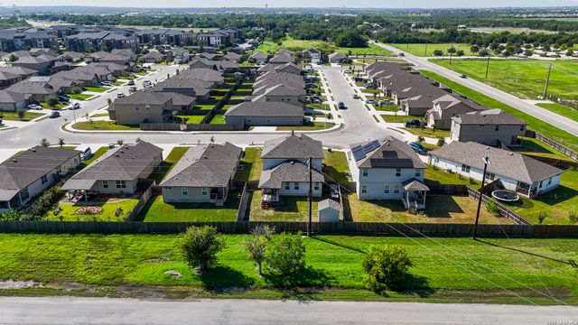 312 BLACK RIV, Cibolo, TX 78108