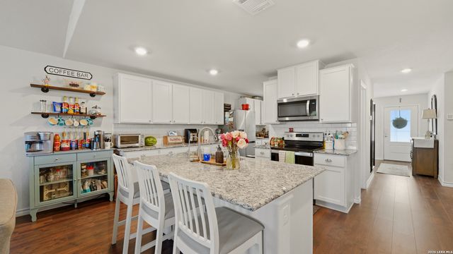 312 BLACK RIV, Cibolo, TX 78108