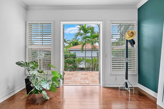 828 ESTUARY Way, Delray Beach, FL 33483