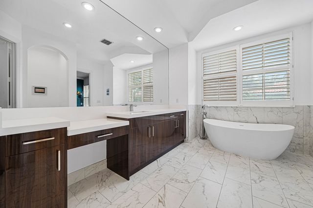 828 ESTUARY Way, Delray Beach, FL 33483