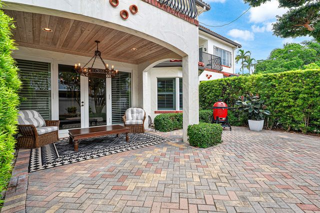 828 ESTUARY Way, Delray Beach, FL 33483