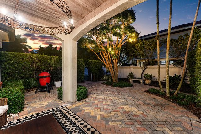828 ESTUARY Way, Delray Beach, FL 33483
