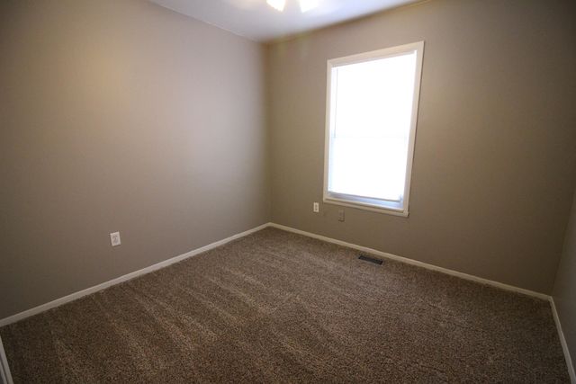 15756 Woodmont Street, Romulus, MI 48174