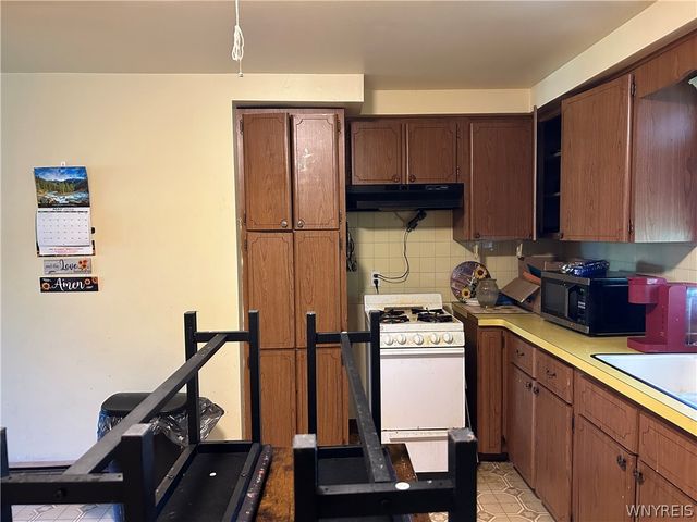 85 Andres Place, Cheektowaga, NY 14225