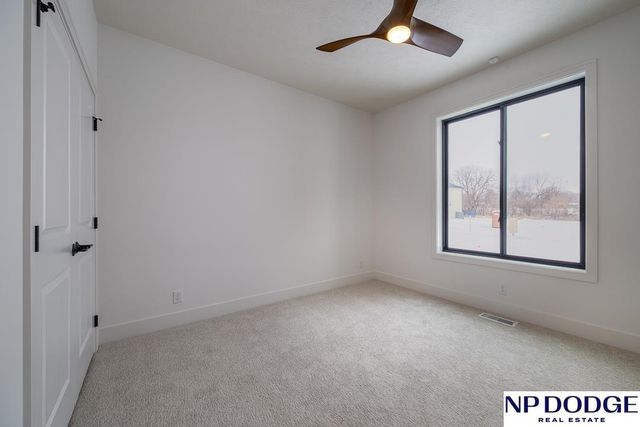 8909 Appaloosa Lane, Lincoln, NE 68520