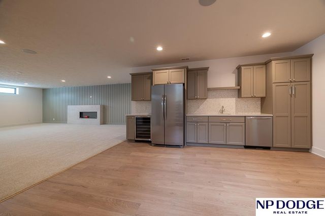 8909 Appaloosa Lane, Lincoln, NE 68520