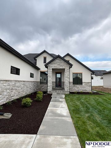 8909 Appaloosa Lane, Lincoln, NE 68520