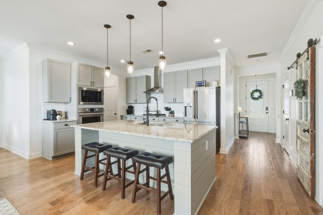 135 Whaler Avenue, Summerville, SC 29486