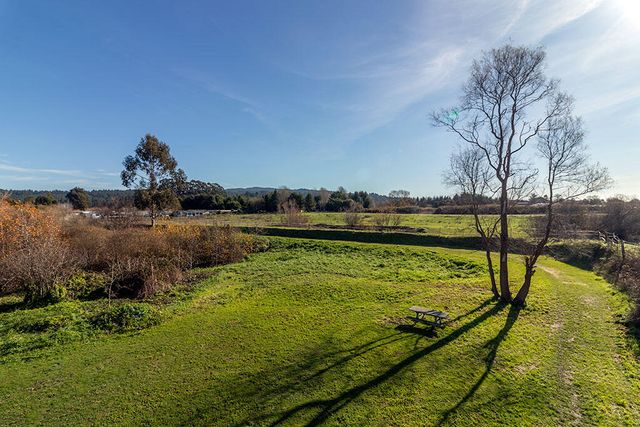 2084 Mustang Lane, Arcata, CA 95521