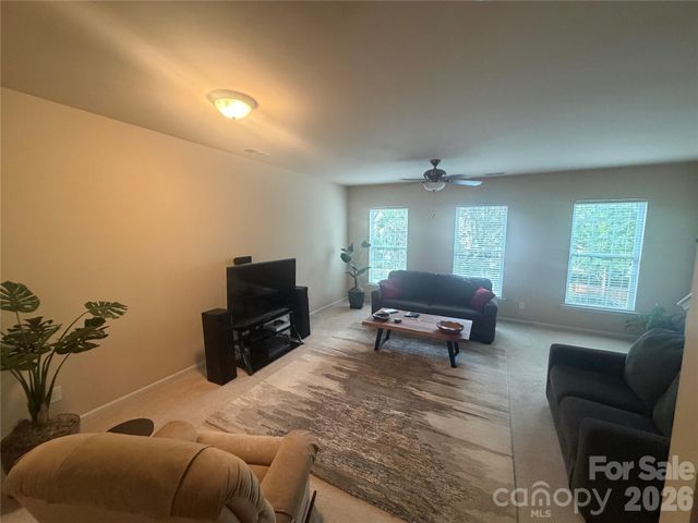 3147 Coventry Commons Drive, Charlotte, NC 28227